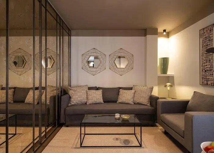Apartment Designer Penthouse With Private Terrace